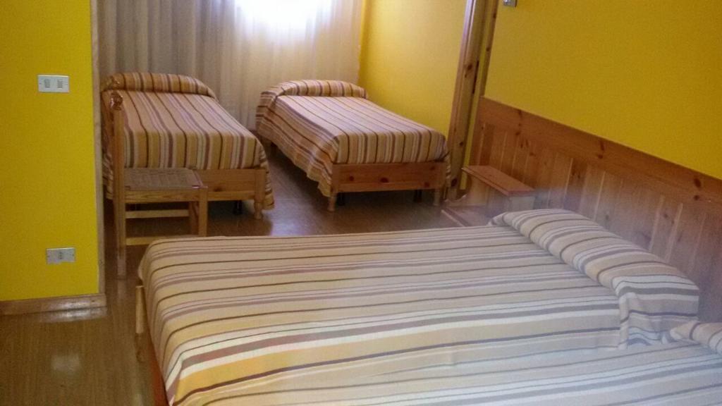 Albergo Trieste Tambre dʼAlpago Pokoj fotografie